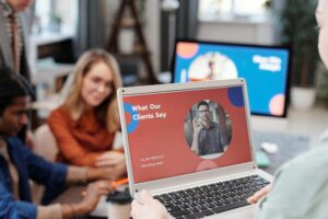 HubSpot Content Assistant Is Not a Strategy. It Is a Speed Layer